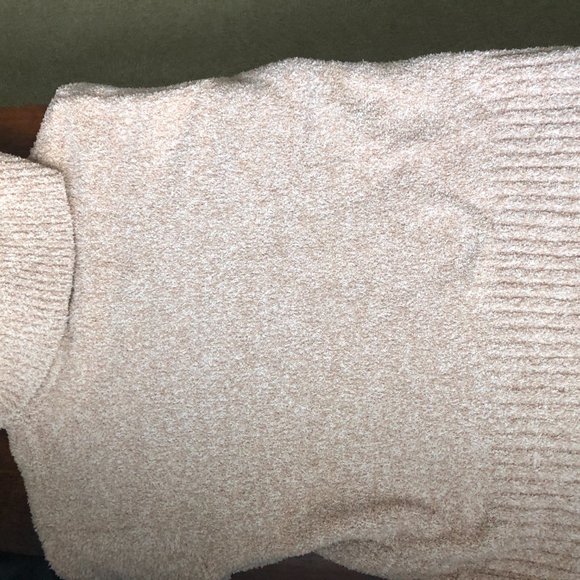 Jessica Simpson Sweater - Picture 5 of 9